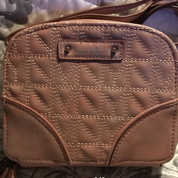 💥3/$20 Nicole Miller NY Crossbody Mini Purse~Blush Pink - Picture 2 of 8